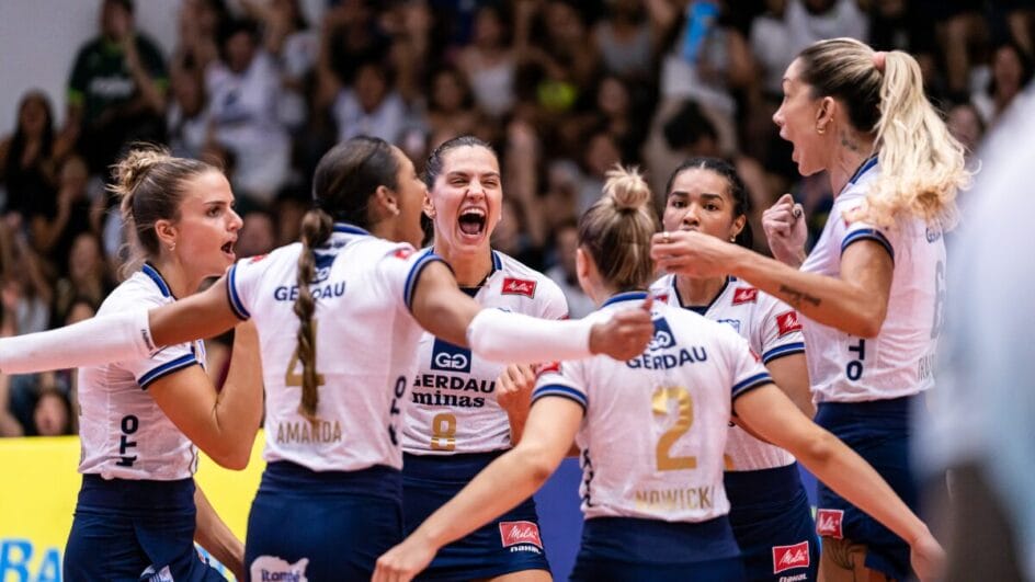 Time feminino de vôlei do Minas