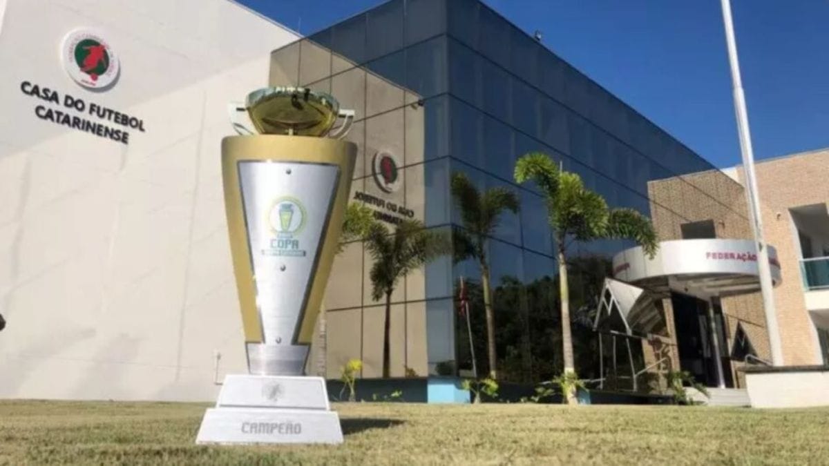 Clubes seguem em busca do troféu da Copa SC (Foto: FCF, Divulgação)