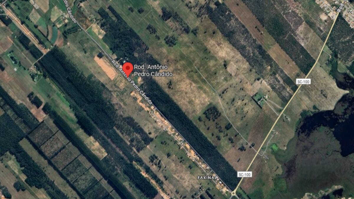 Acidente aconteceu na noite deste sábado (25) (Foto: Google Maps, Reprodução)