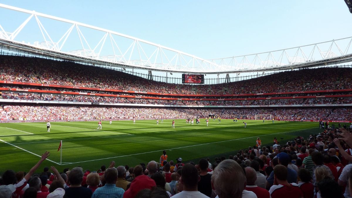 Emirates Stadium (foto: Wonke, Wikimedia Commons, banco de imagens)