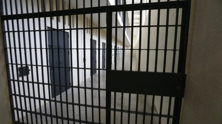 Foram pedidas 10 vagas em prisões federais (Foto: Valter Campanato/Agência Brasil)