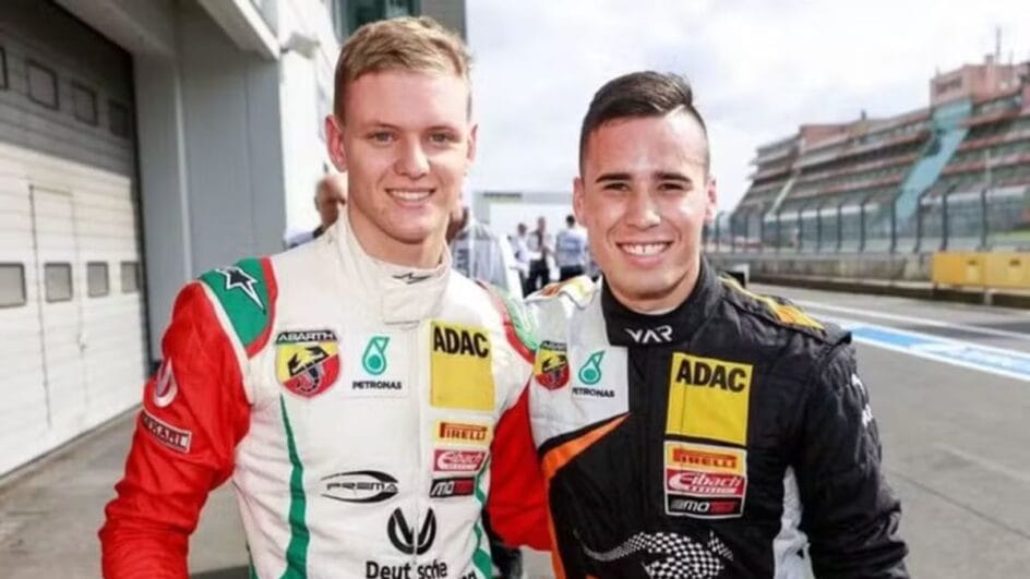 Piloto australiano teria estuprado enfermeira de Schumacher na Suíça (Foto: reprodução x)