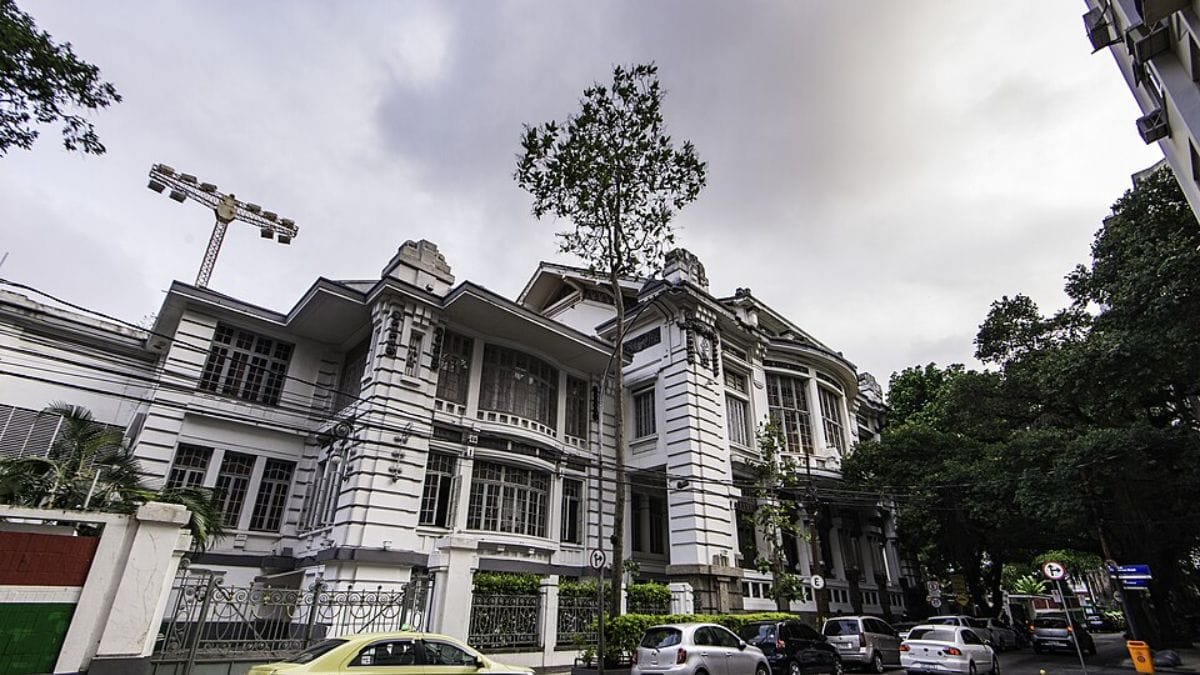 Fachada do estádio das Laranjeiras, casa do Fluminense (Foto: Donatas Dabravolskas, Wikimedia Comons, Banco de imagens)