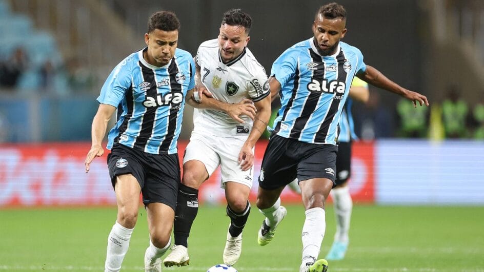 Botafogo é o mandante da partida (Foto: Vitor Silva)