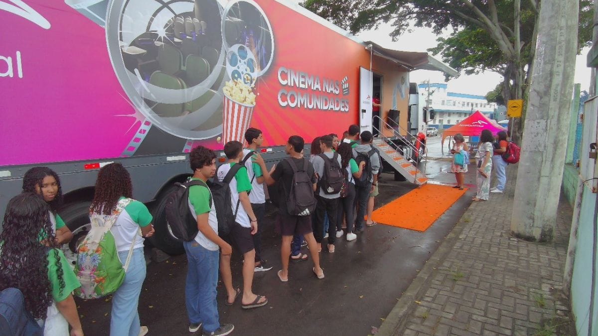 Joinville, São Francisco do Sul e São Bento do Sul (SC) recebem Carreta de Cinema