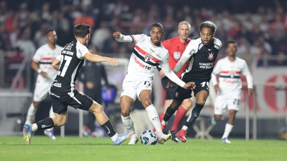 Corinthians é o mandante da partida (Foto: Paulo Pinto)