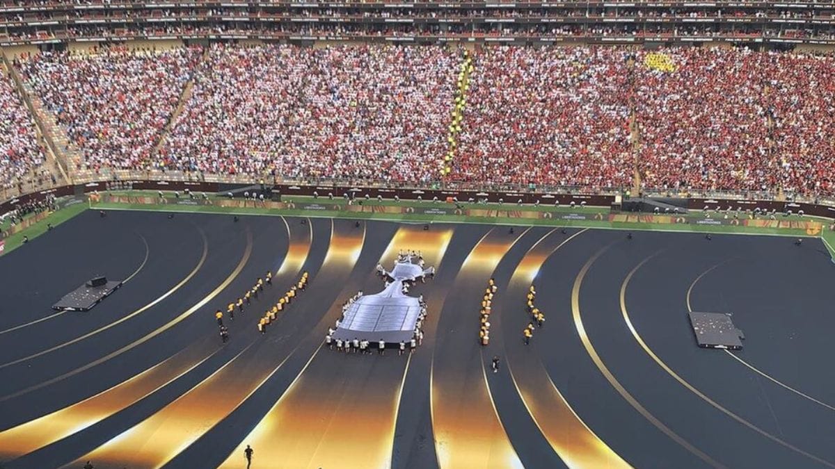 Estádio Monumental de Lima, no Peru (Foto: Sigloestadio21, wikimedia commons, banco de imagens)