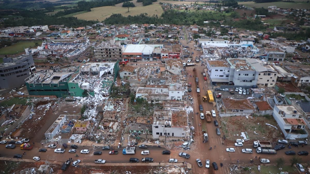 Tornado no Paraná pode ter sido um dos mais fortes já registrados no Brasil  - NSC Total