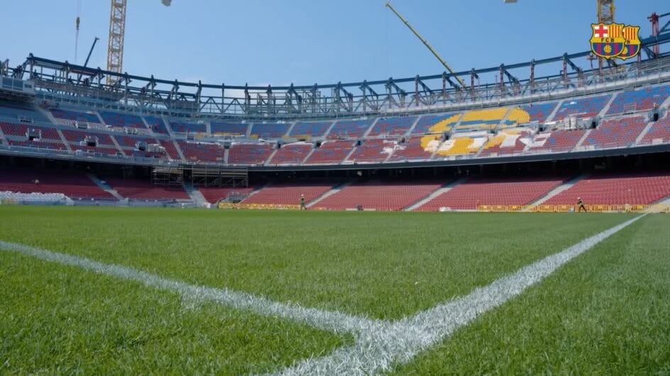 Estádio Camp Nou em obras