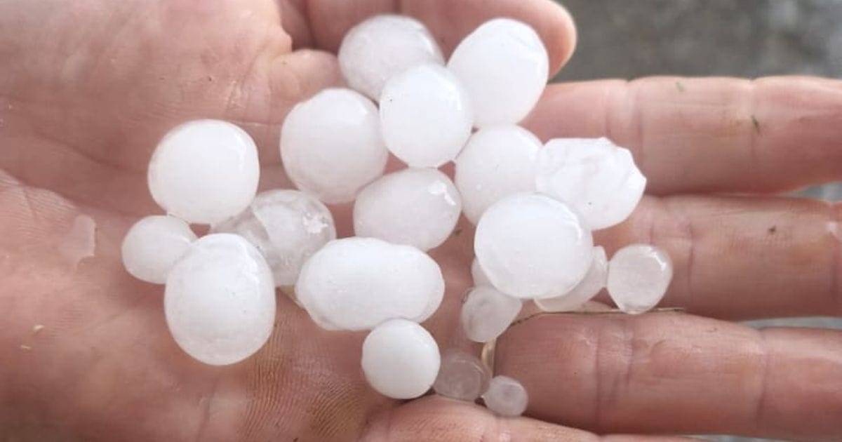 Granizo em Praia Grande, no Extremo Sul de SC