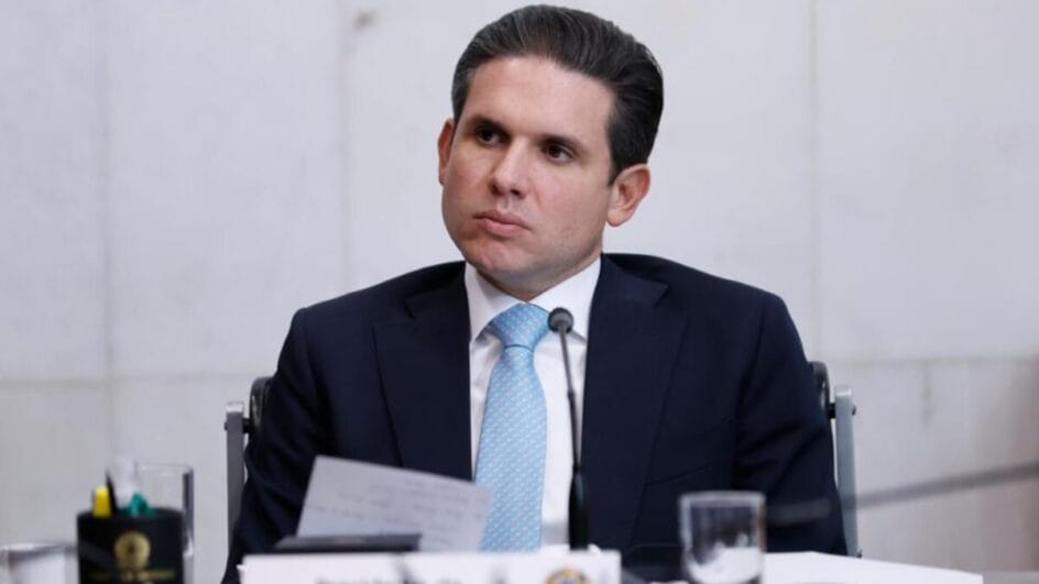 Presidente da Câmara dos Deputados, Hugo Motta (REPUBLICANOS - PB), em reunião sobre o Marco Legal do Combate ao Crime Organizado.