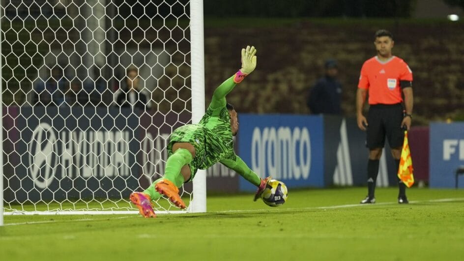 João Pedro, goleiro do Brasil na Copa do Mundo sub-17 (Foto: Nelson Terme, CBF)