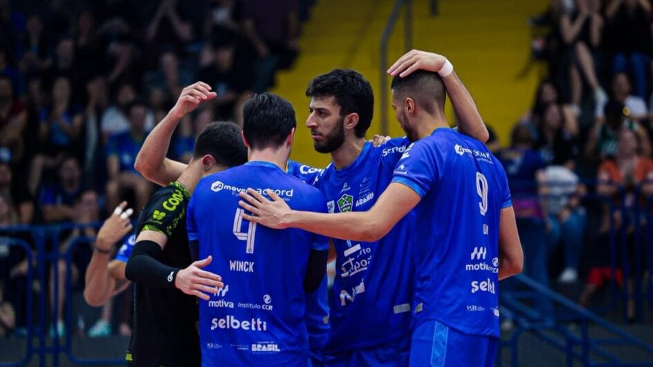 Joinville Vôlei joga pela Superliga Masculina (Foto: Natan Schmidt).