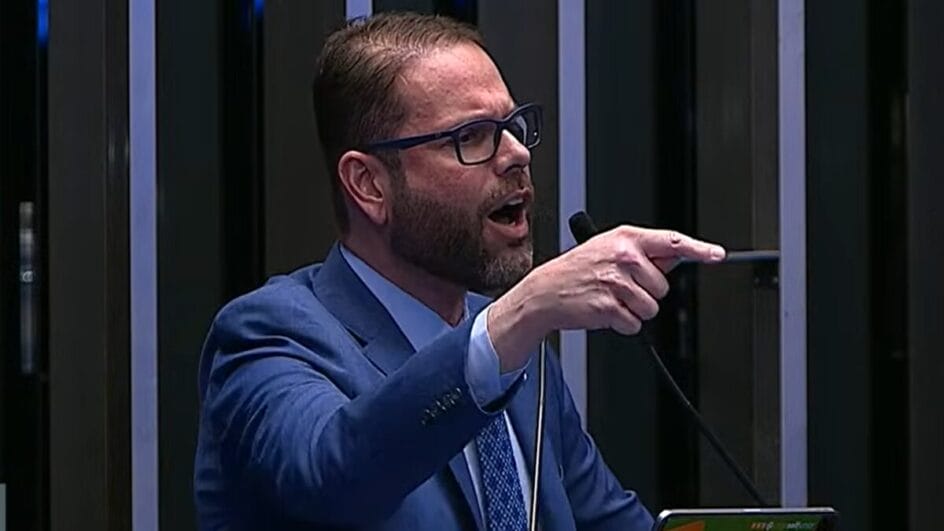 Jorge Seif defende apoio do PL a três candidatos ao senado em SC e Ana Campgnolo rebate