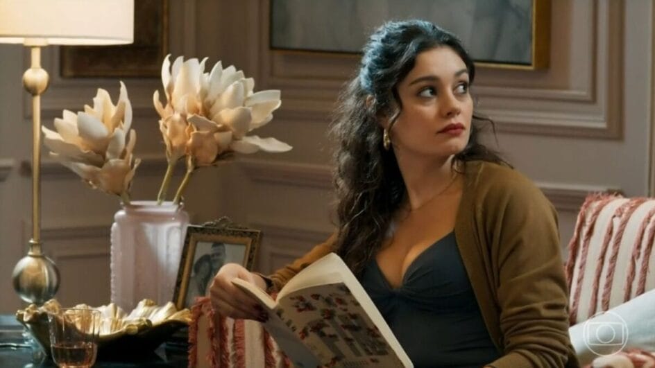 O livro que Gerluce estava lendo antes da grande virada da personagem em Três Graças