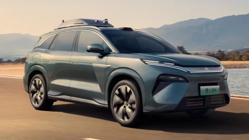 Atto 8, novo SUV híbrido da BYD (Foto: BYD, divulgação)