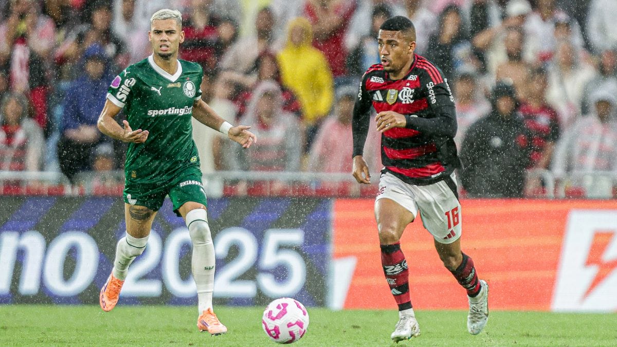 Fique por dentro dos 11 iniciais da partida (Foto: Gilvan de Souza).
