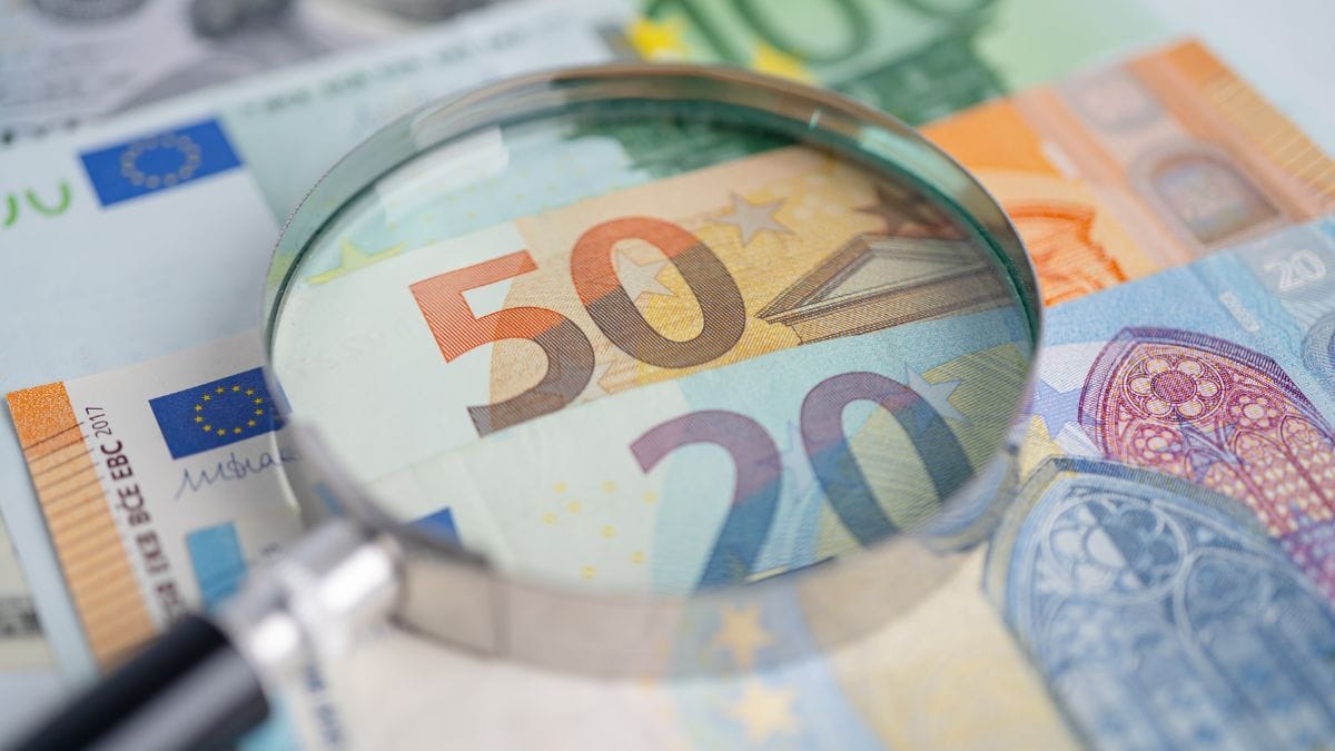 Penduricalhos e supersalários no Brasil Banco de Imagens 10