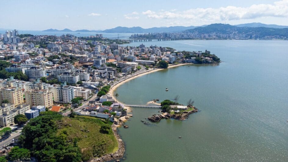 O que está por traz da origem de "apelido" dado a praia na região continental de Florianópolis (Foto: Supera Holding, Reprodução)