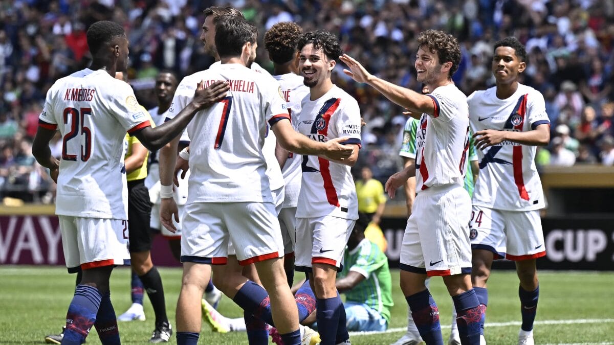 PSG na Copa do Mundo de Clubes (Foto: Divulgação, site oficial do PSG, A. Meunier e L. Valroff)