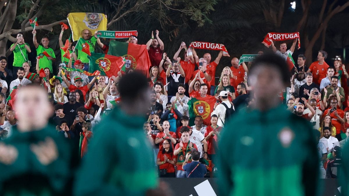 Torcedores de Portugal celebram o t&iacute;tulo