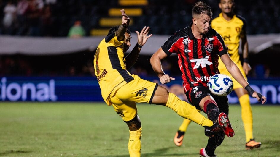Sport é o mandante da partida (Foto: Paulo Paiva)