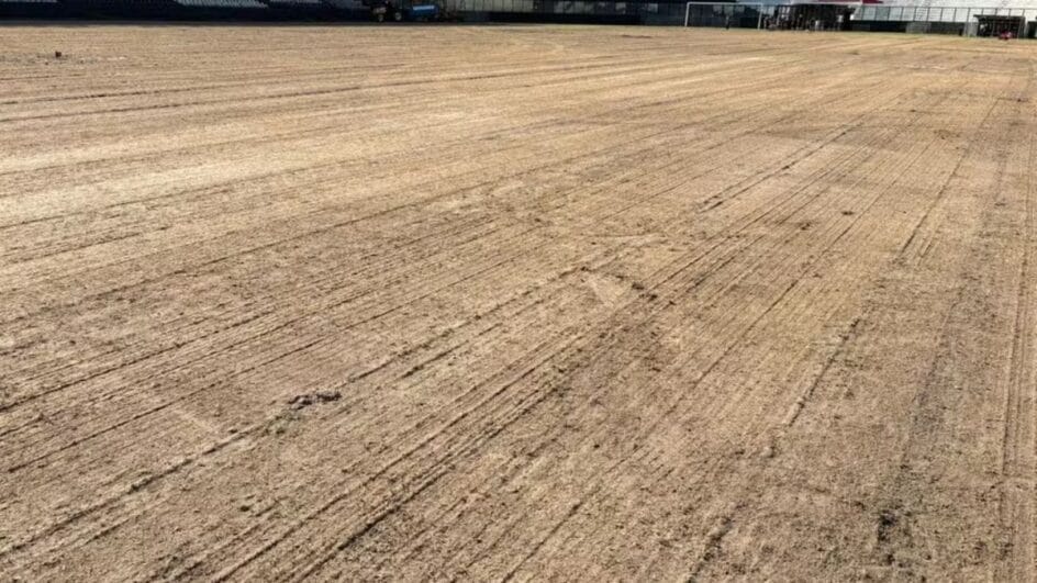 Foto do estádio de São Januário após remoção do gramado (Foto: Divulgação)