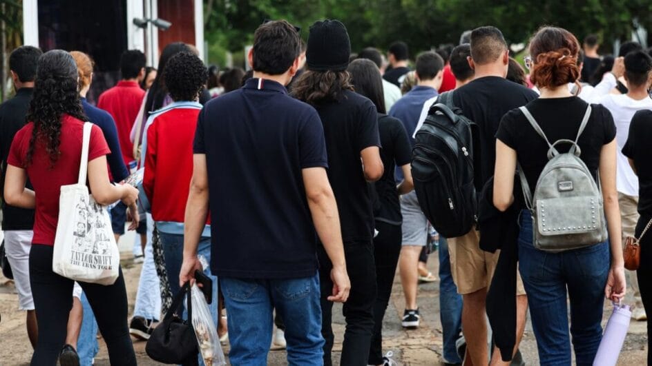 Tudo sobre o Enem 2025 que recebe mais de 110 mil estudantes de SC neste domingo