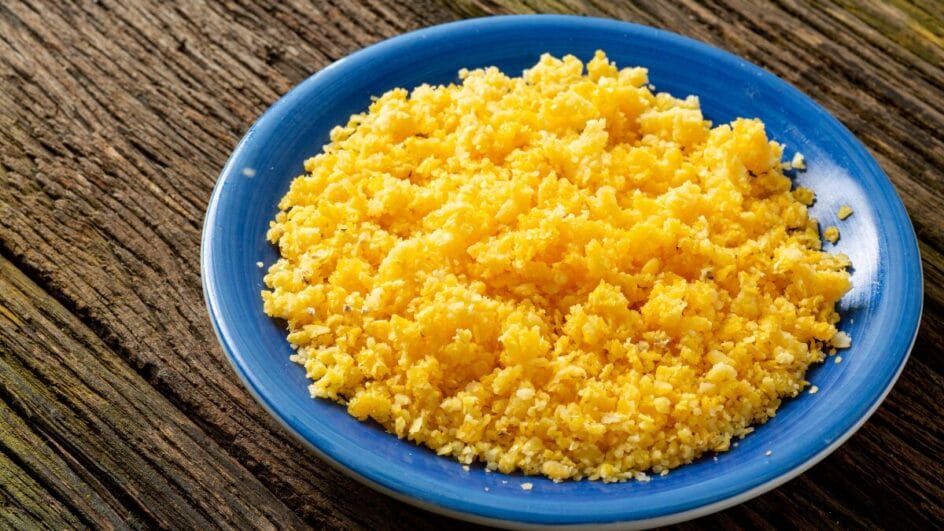 Cuscuz de prato fofinho: o sabor que vai transformar seu café da manhã