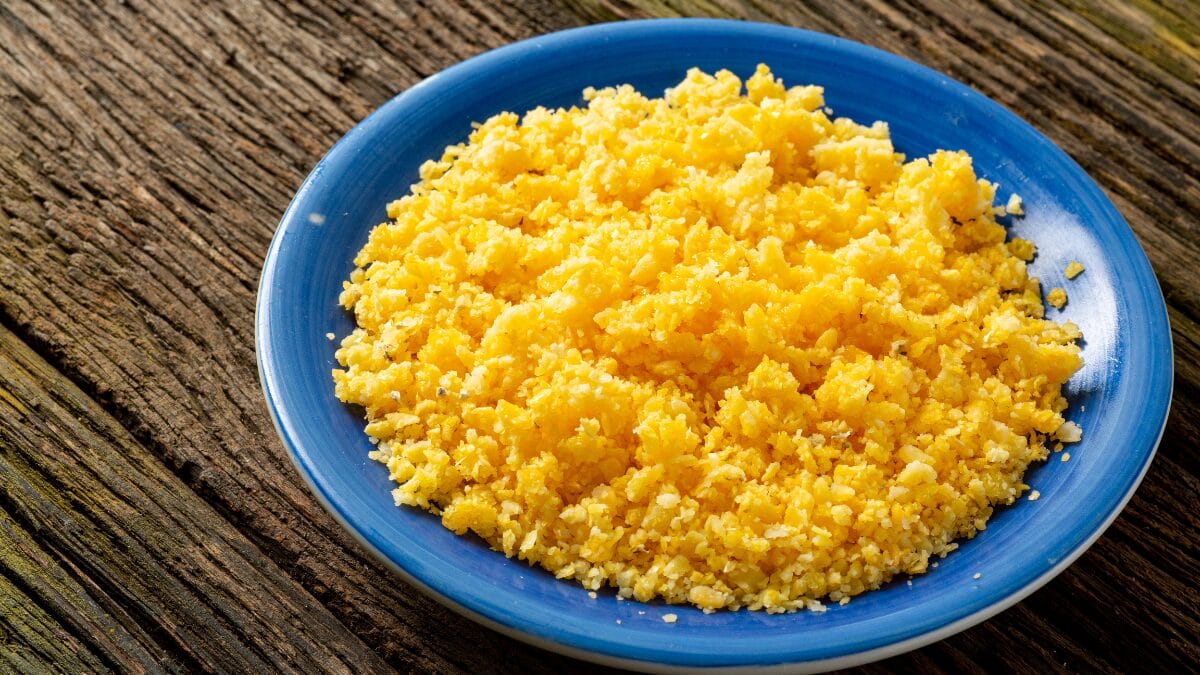 Cuscuz de prato fofinho: o sabor que vai transformar seu café da manhã