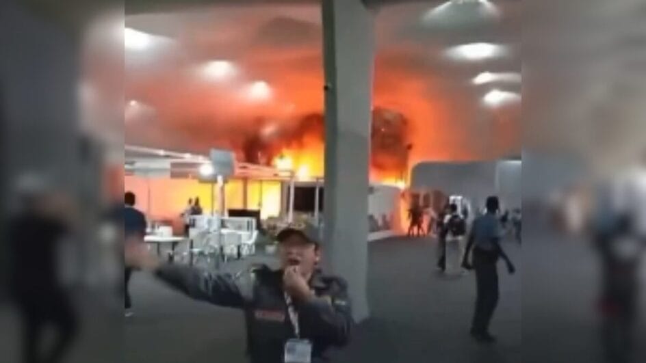 Chamas atingiram Pavilhão dos Países (Foto: TV Globo, Reprodução)