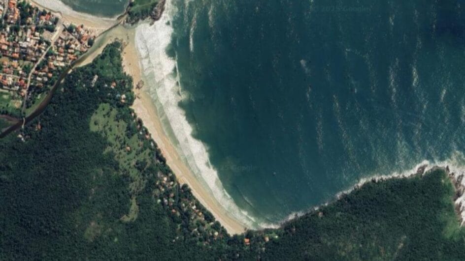 Mulher foi encontrada morta em trilha (Foto: Google Maps, Reprodução)