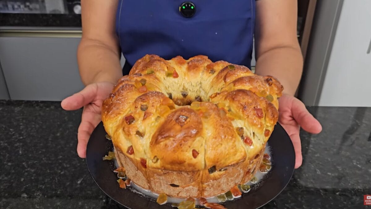 Rosca natalina assada