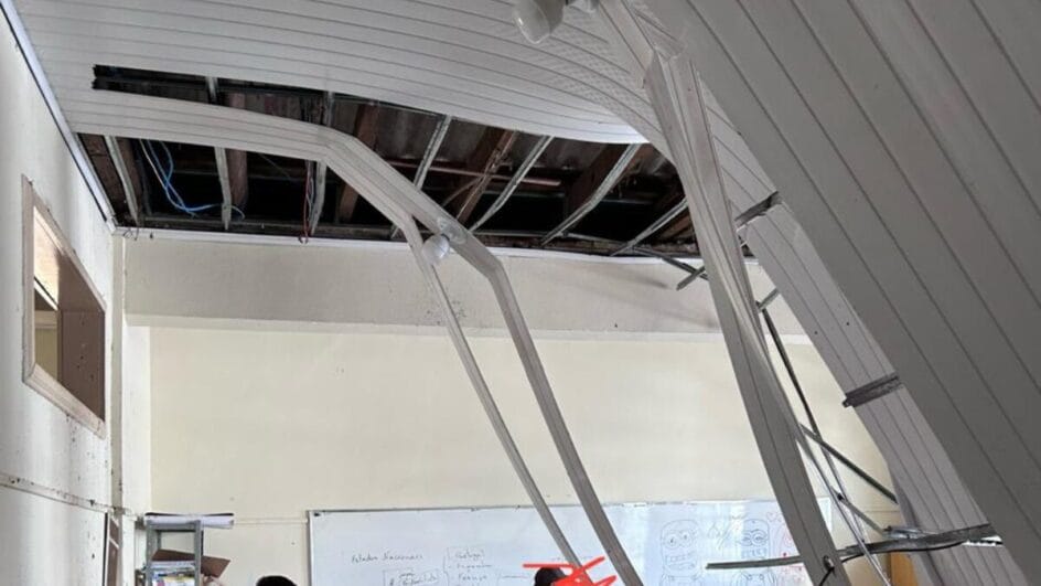 Escola danificada pelas chuvas