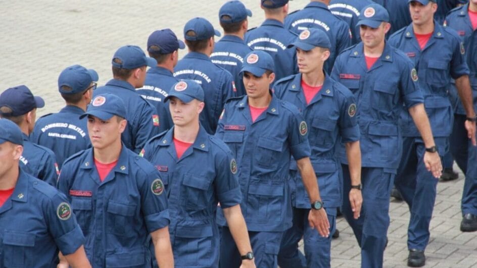Seleção para PMs e bombeiros temporários em Santa Catarina