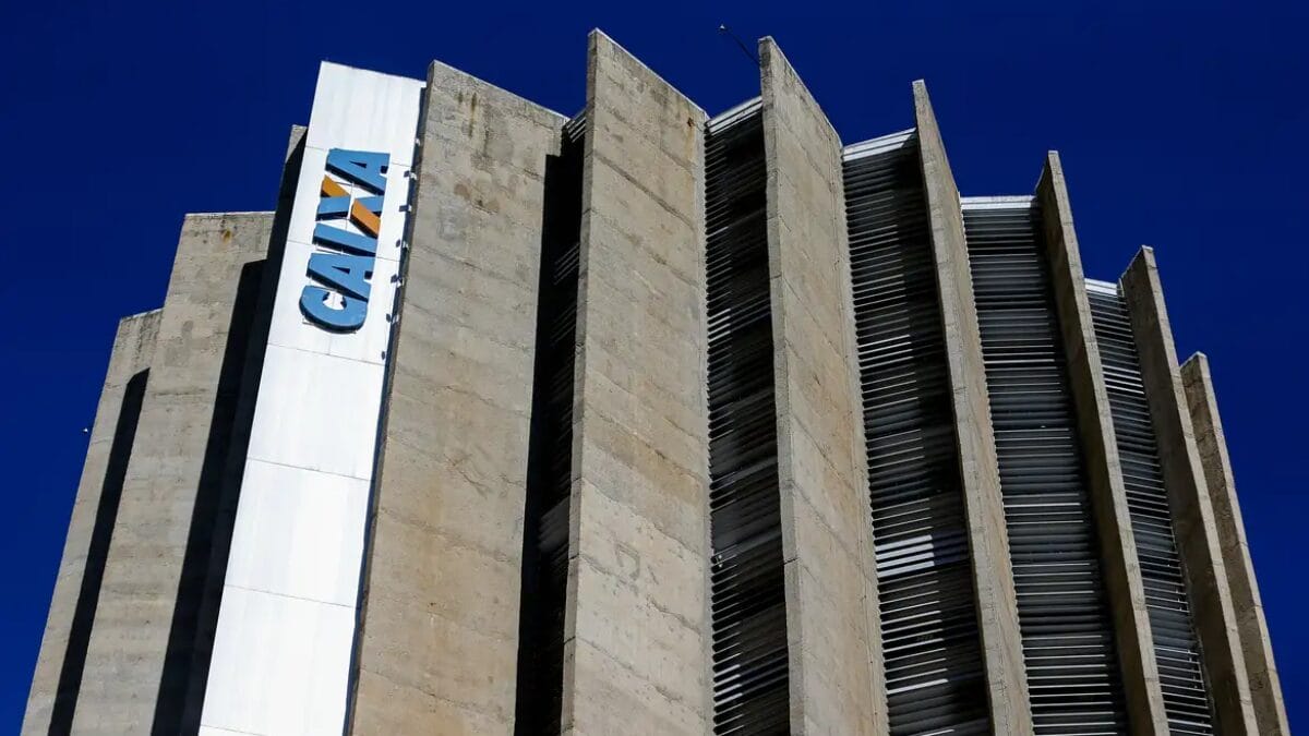 Fachada da Caixa