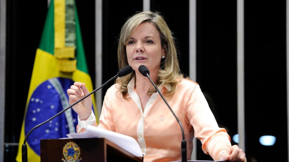 Foto mostra a ministra das Relações Institucionais, Gleisi Hoffmann