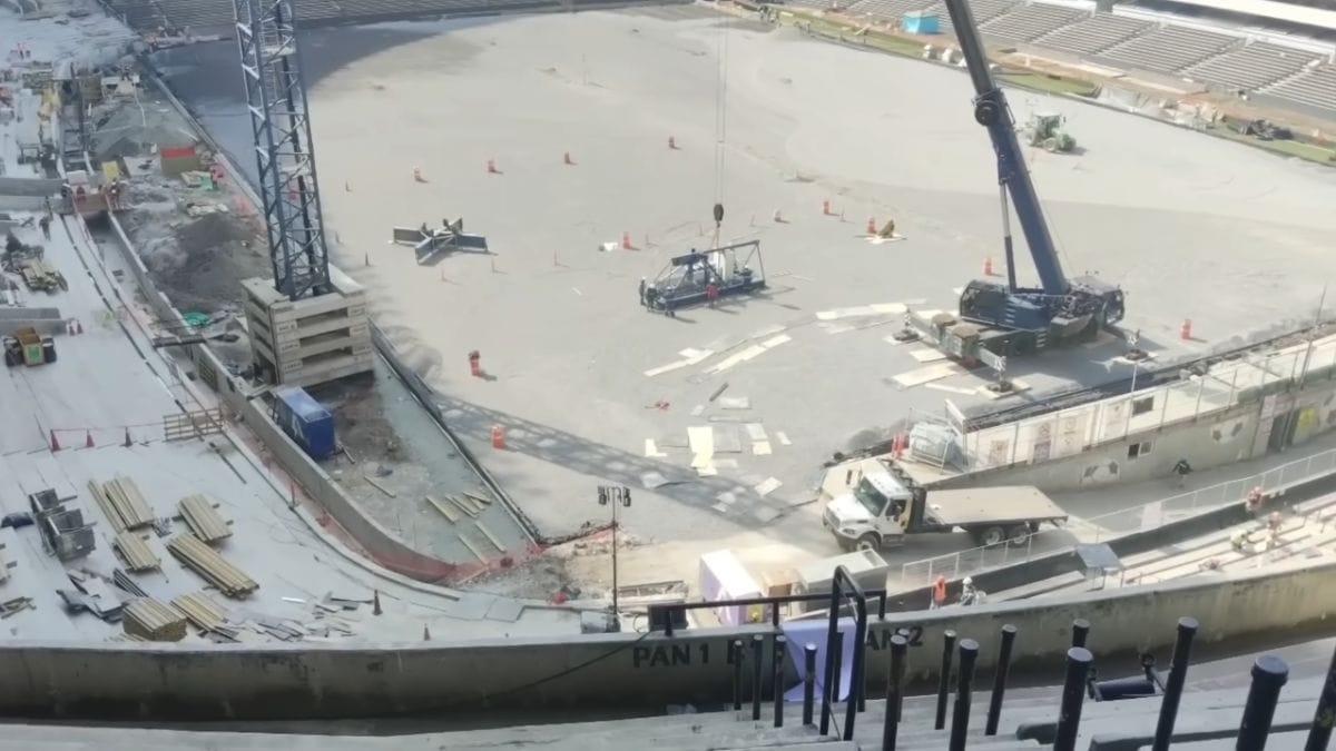 Obras no estádio Azteca, que será palco da cerimônia de abertura da Copa do Mundo 2026