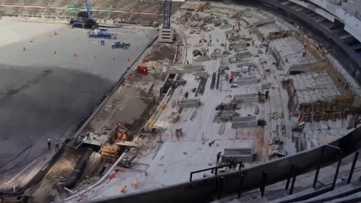 Obras no estádio Azteca, que será palco da cerimônia de abertura da Copa do Mundo 2026