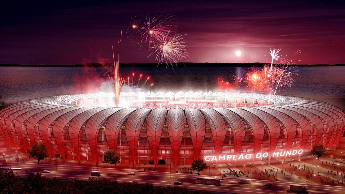 Estádio Beira-Rio na cor vermelha e com fogos de artifício