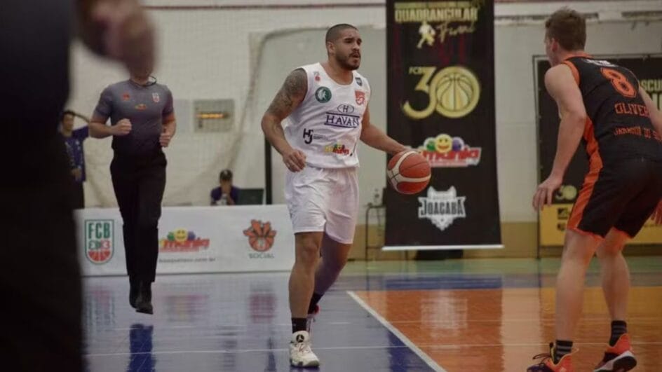 Brusque campeão catarinense de basquete (Foto: Antônio Levkovicz/Divulgação)