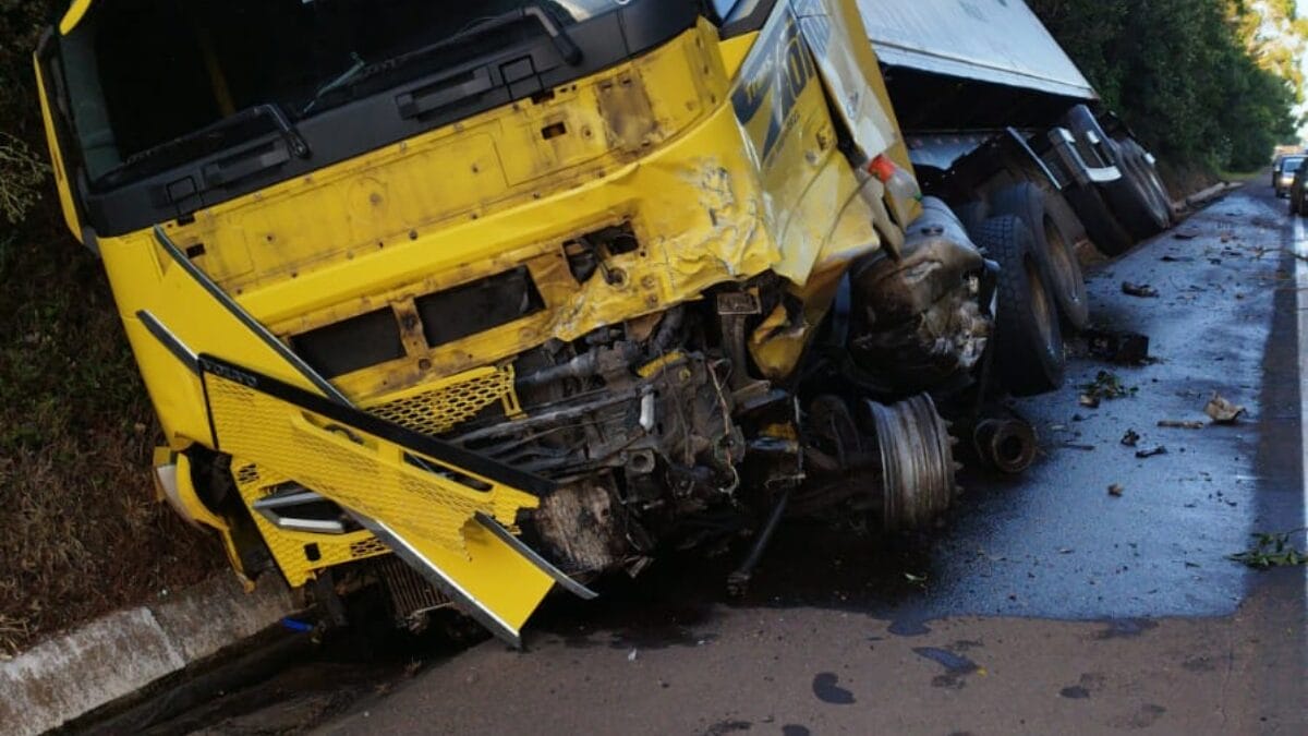 Acidente BR-282 em Varge&atilde;o