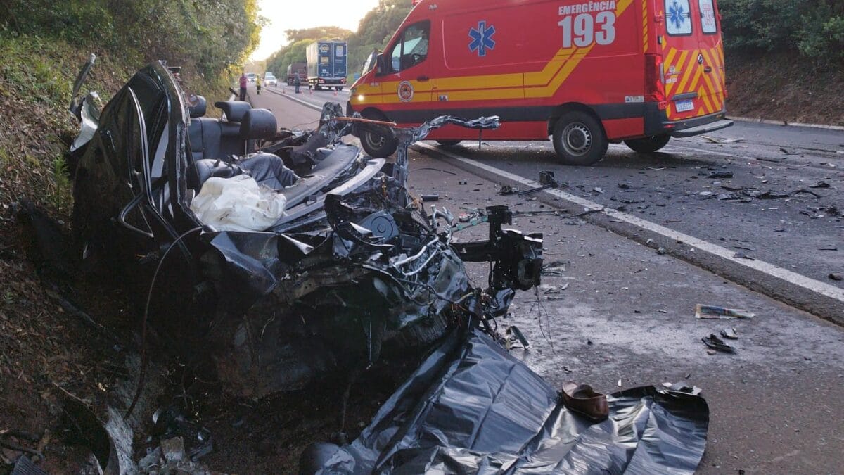 Acidente BR-282 em Varge&atilde;o