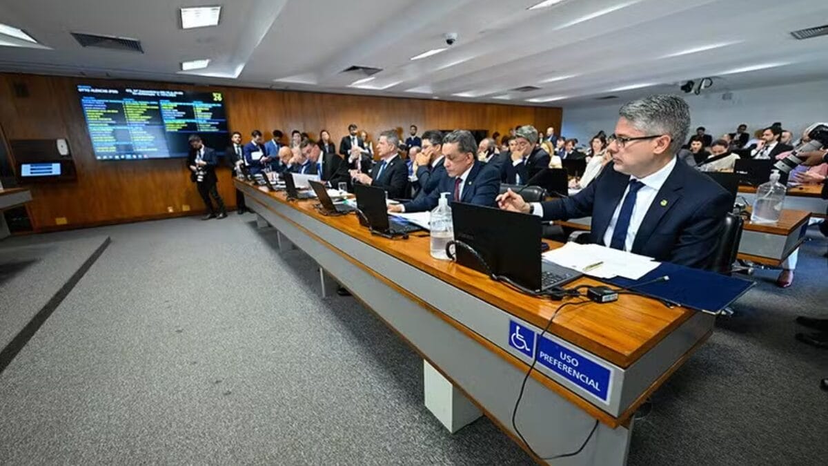 CCJ do Senado