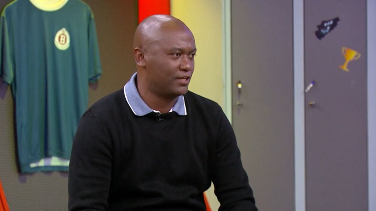 Lateral-esquerdo Kleber