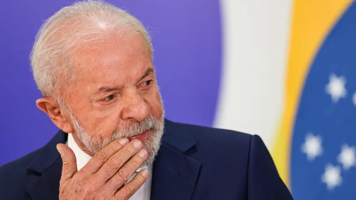 Brasília (DF), 18/12/2025 - O presidente Luiz Inácio Lula da Silva dá entrevista coletiva durante café da manhã com jornalistas, no Palácio do Planalto.