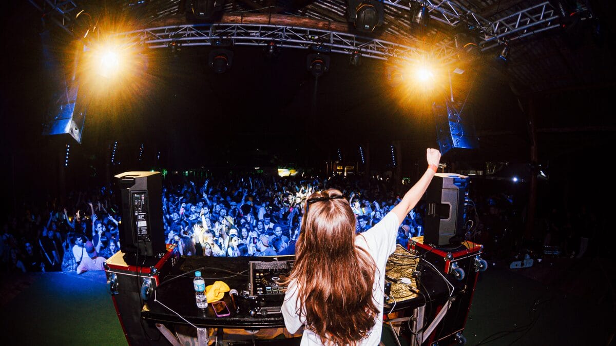 A Maneira DJ, nome artístico de Sophia, transformou um convite despretensioso em 2022 em uma carreira promissora (Foto: Acervo pessoal, Reprodução)