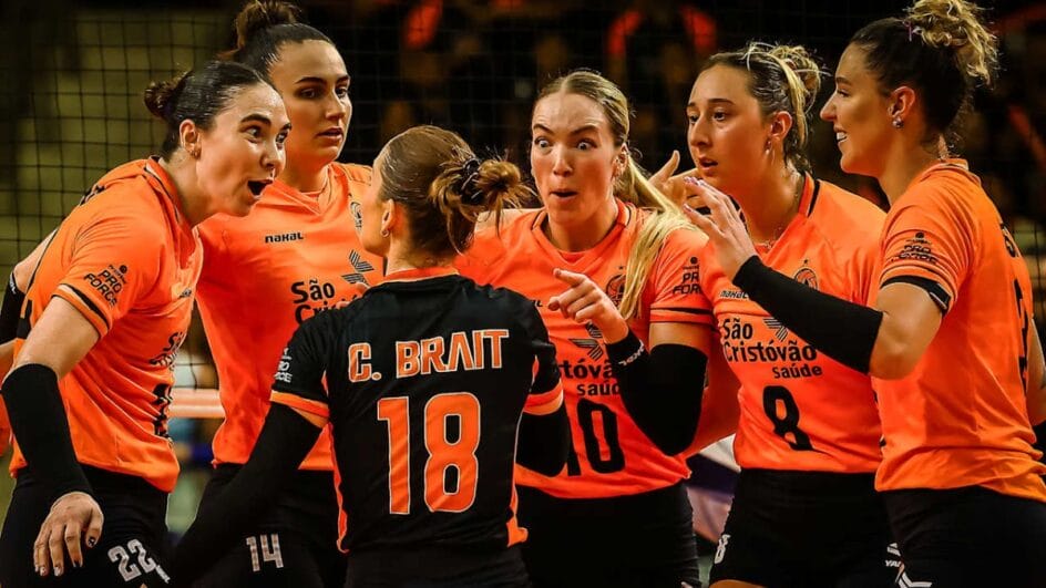 Jogadoras do Osasco no Mundial de Clubes de Vôlei Feminino