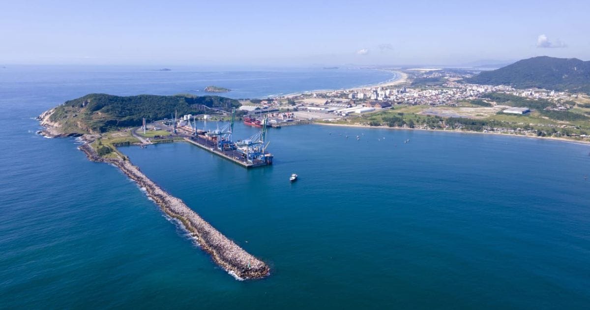 Vista aérea do Porto de Imbituba