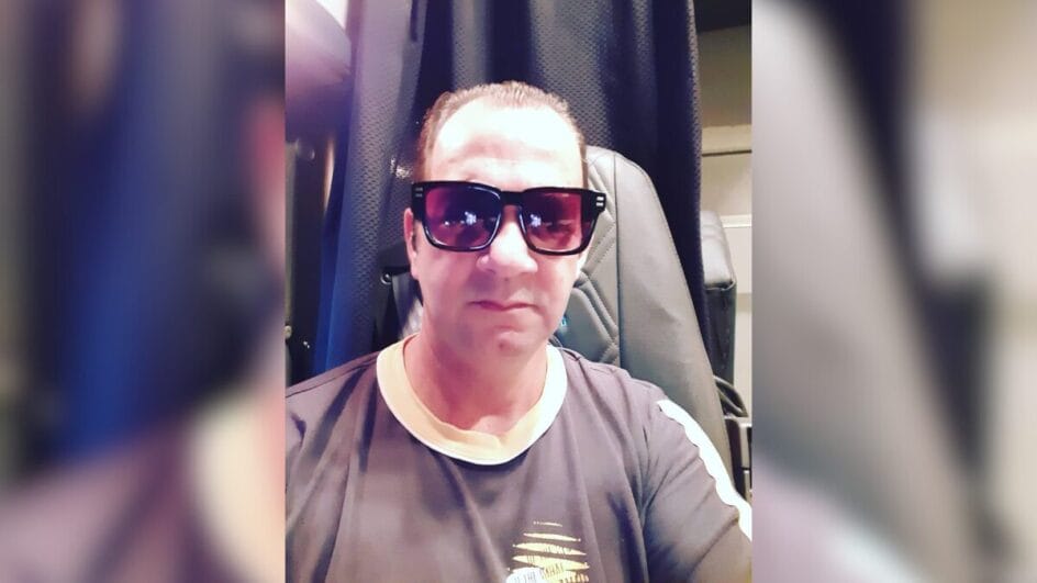 Quem é caminhoneiro de 60 anos que morreu em incêndio na BR-101 em SC (Foto: Redes sociais, Reprodução)